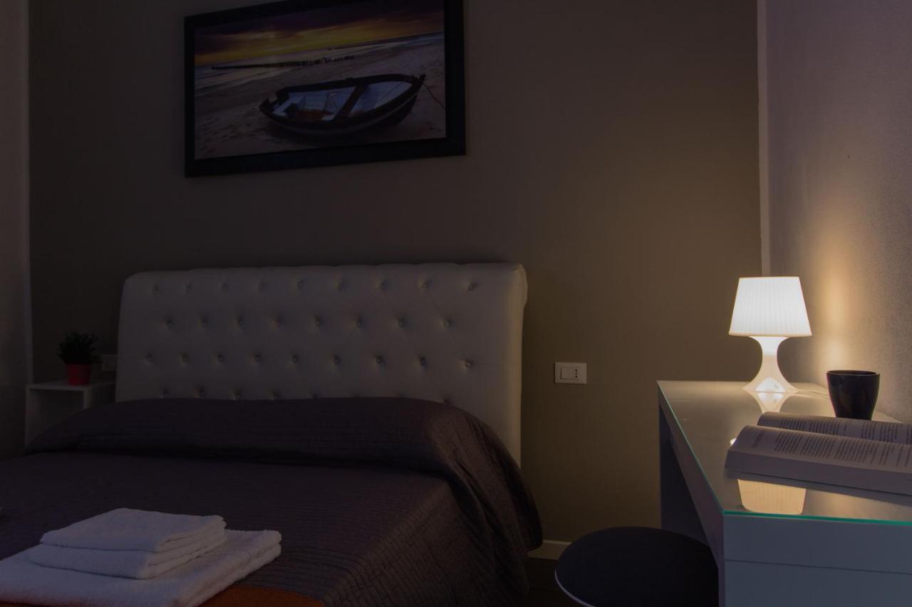 Malta Guest House ピアチェンツァ エクステリア 写真