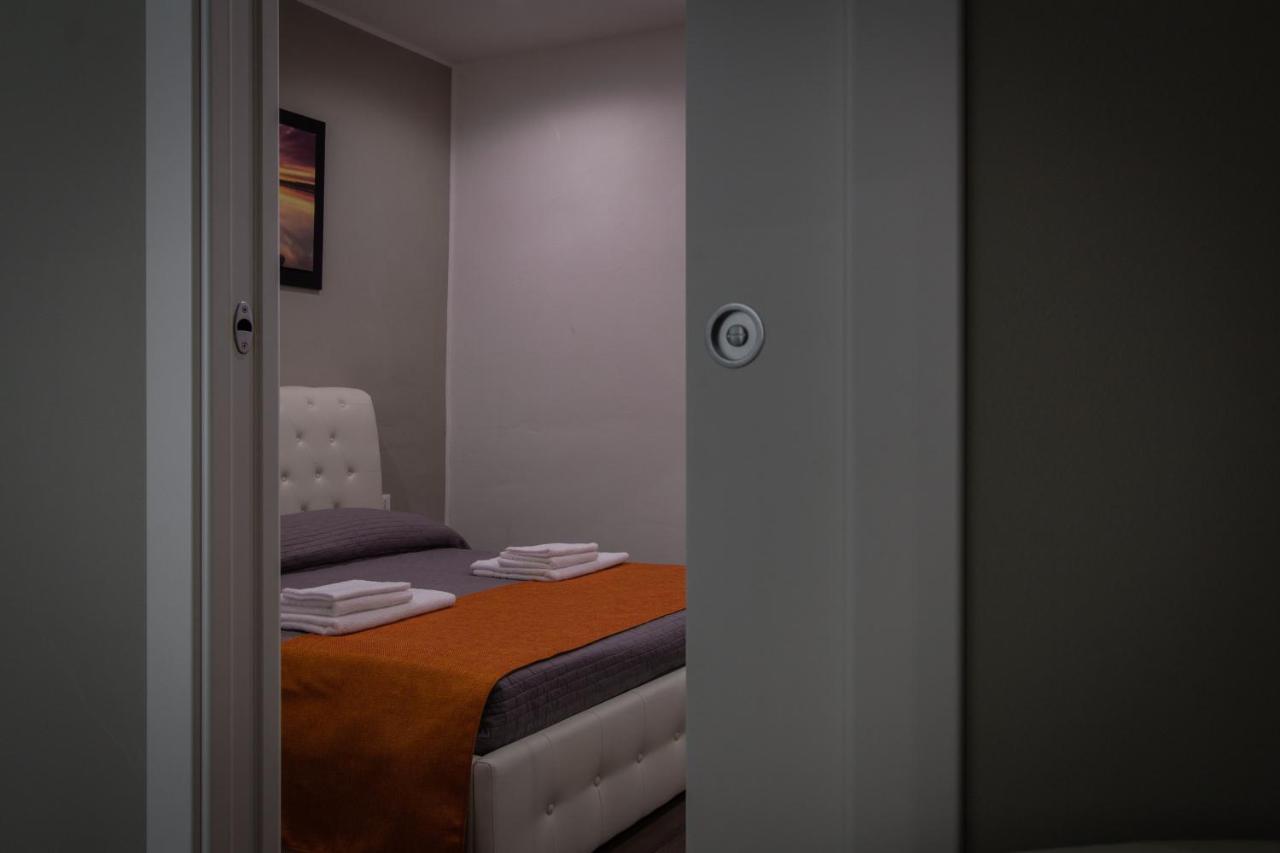 Malta Guest House ピアチェンツァ エクステリア 写真